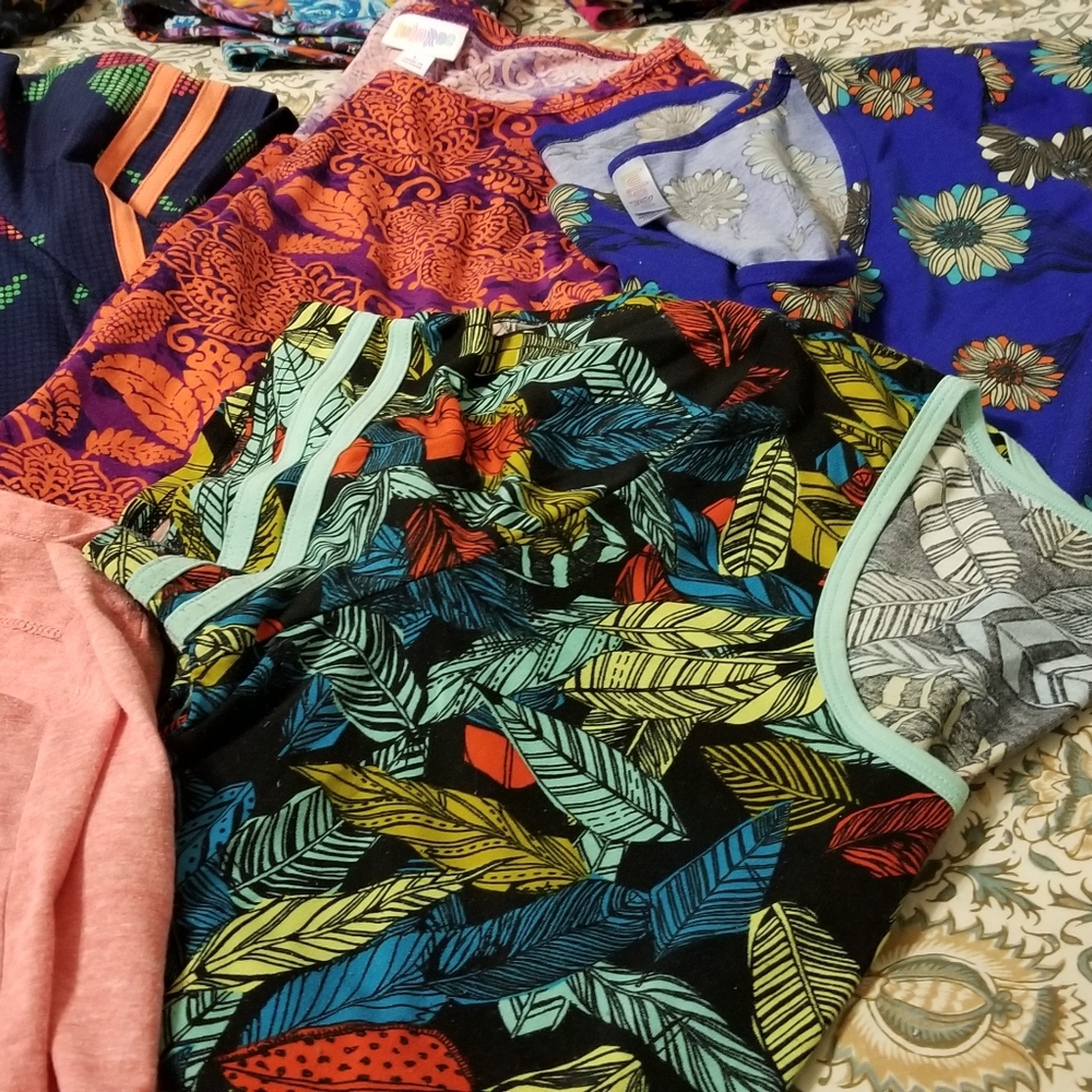 Lularoe - Picture 2 of 4